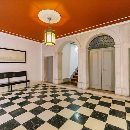 Chiado 2 Bedroom Elegant דירה *