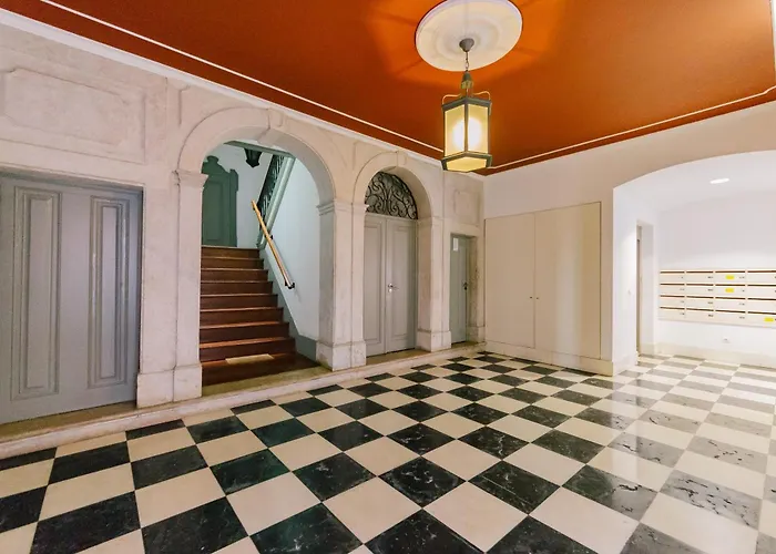 דירה Chiado 2 Bedroom Elegant ליסבון