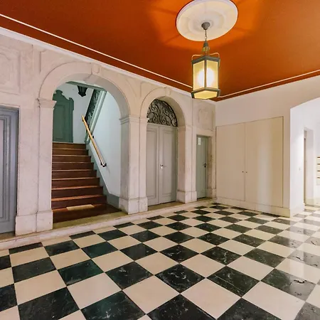 Apartment Chiado 2 Bedroom Elegant Lisbon